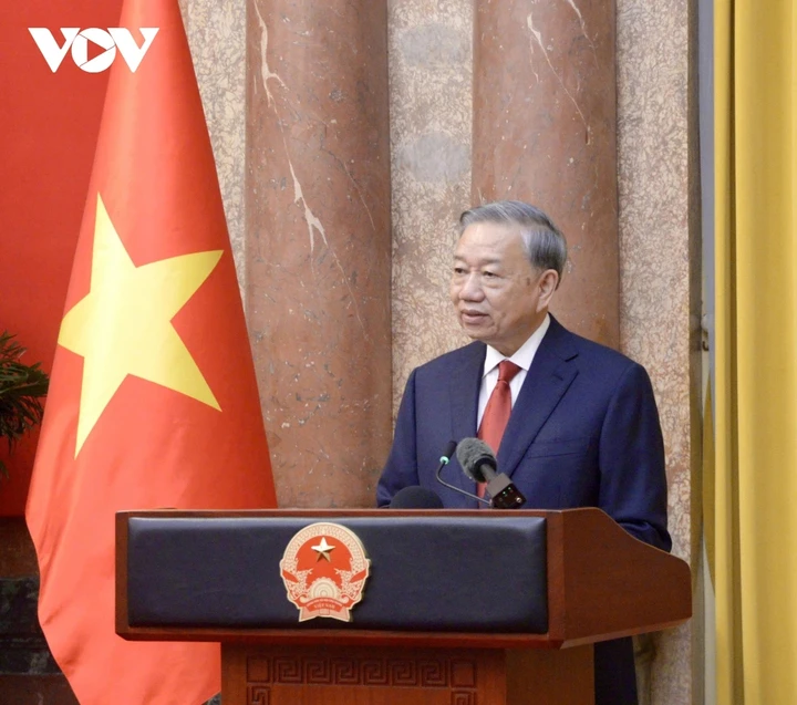 Lễ bàn giao các nhiệm vụ của Chủ tịch nước tới Tổng Bí thư, Chủ tịch nước Tô Lâm Lễ bàn giao các nhiệm vụ của Chủ tịch nước tới Tổng Bí thư, Chủ tịch nước Tô Lâm
