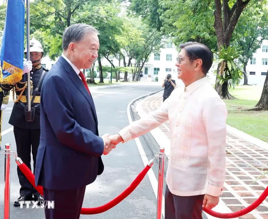 Lễ đón Tổng Bí thư, Chủ tịch nước Tô Lâm và Phu nhân tại Philippines Lễ đón Tổng Bí thư, Chủ tịch nước Tô Lâm và Phu nhân tại Philippines