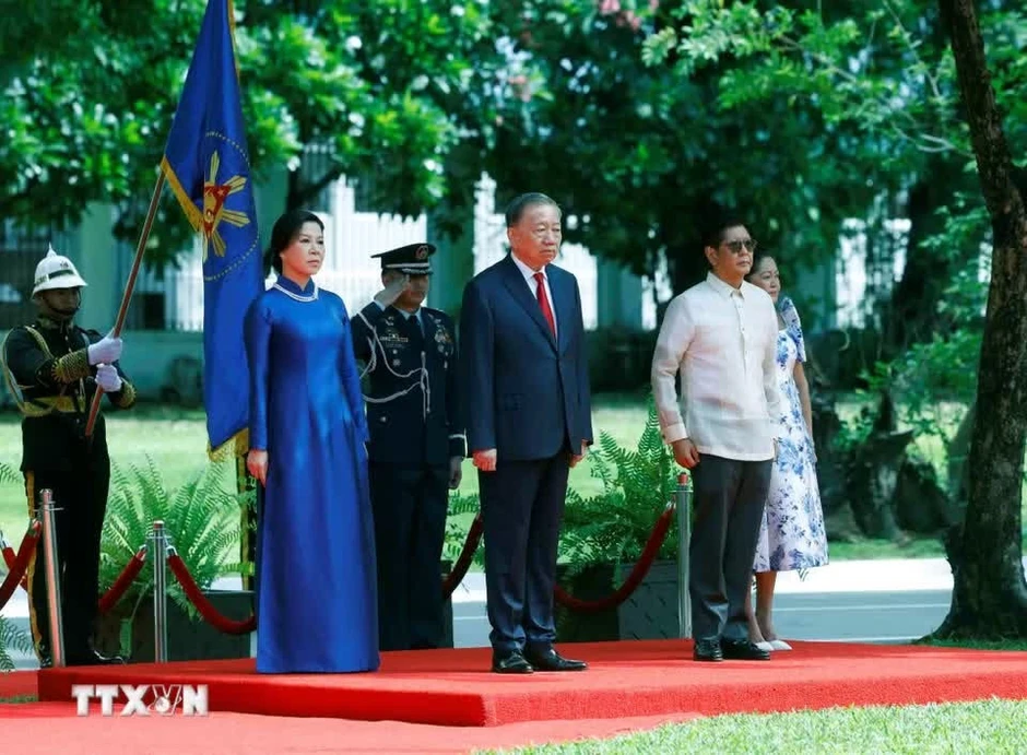 Lễ đón Tổng Bí thư, Chủ tịch nước Tô Lâm và Phu nhân tại Philippines Lễ đón Tổng Bí thư, Chủ tịch nước Tô Lâm và Phu nhân tại Philippines