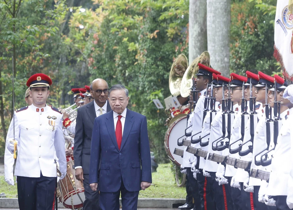 Lễ đón Tổng Bí thư, Chủ tịch nước Tô Lâm và Phu nhân thăm Singapore Lễ đón Tổng Bí thư, Chủ tịch nước Tô Lâm và Phu nhân thăm Singapore