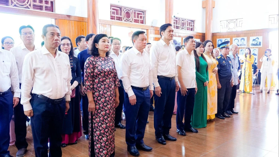 Lễ giỗ lần thứ 85 đồng chí Nguyễn Thị Minh Khai