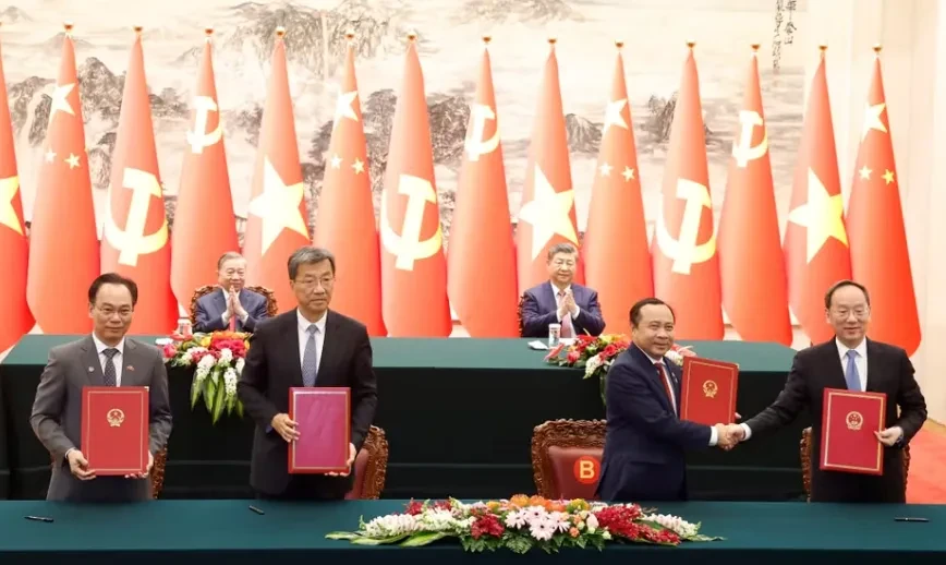 Lễ ký kết một số văn kiện hợp tác tiêu biểu giữa Việt Nam - Trung Quốc Lễ ký kết một số văn kiện hợp tác tiêu biểu giữa Việt Nam - Trung Quốc