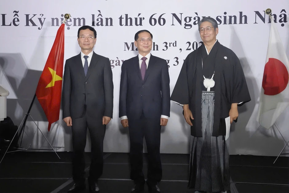 Lễ kỷ niệm 66 năm Ngày sinh Nhật hoàng: Thắt chặt quan hệ Việt - Nhật Lễ kỷ niệm 66 năm Ngày sinh Nhật hoàng: Thắt chặt quan hệ Việt - Nhật