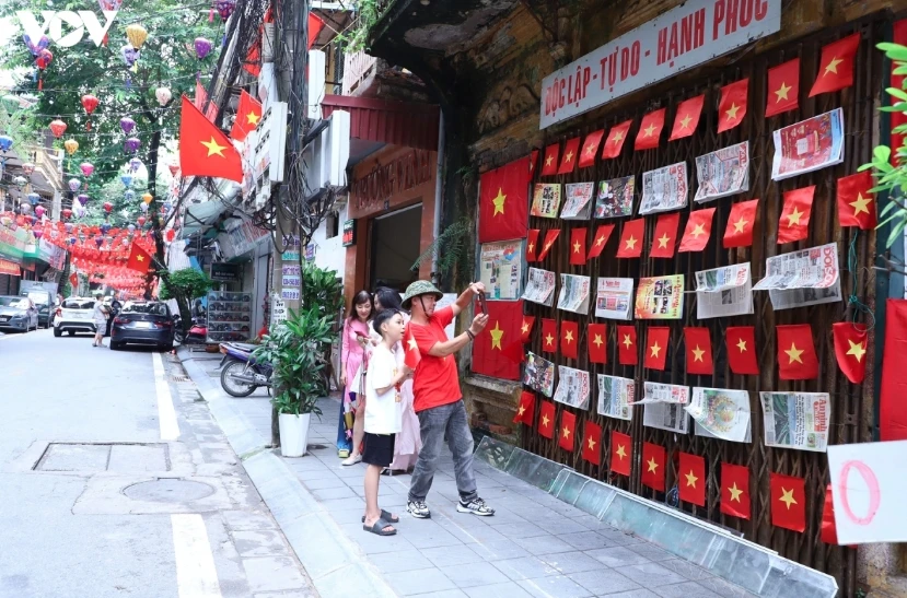 Lễ Quốc khánh 2/9 nghỉ 5 ngày liên tiếp, người lao động phải làm bù ngày nào? Lễ Quốc khánh 2/9 nghỉ 5 ngày liên tiếp, người lao động phải làm bù ngày nào?