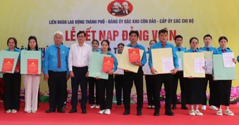 Lời thề dưới cờ Đảng
