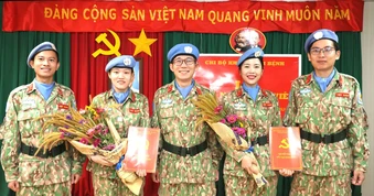 Lời tuyên thệ dưới cờ Đảng cách Tổ quốc gần 10.000km