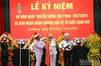 Lữ đoàn 172 đón nhận Huân chương Bảo vệ Tổ quốc hạng Nhì