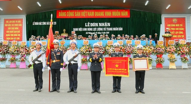Lữ đoàn Đặc công Hải quân 126: Lực lượng đặc biệt tinh nhuệ Lữ đoàn Đặc công Hải quân 126: Lực lượng đặc biệt tinh nhuệ