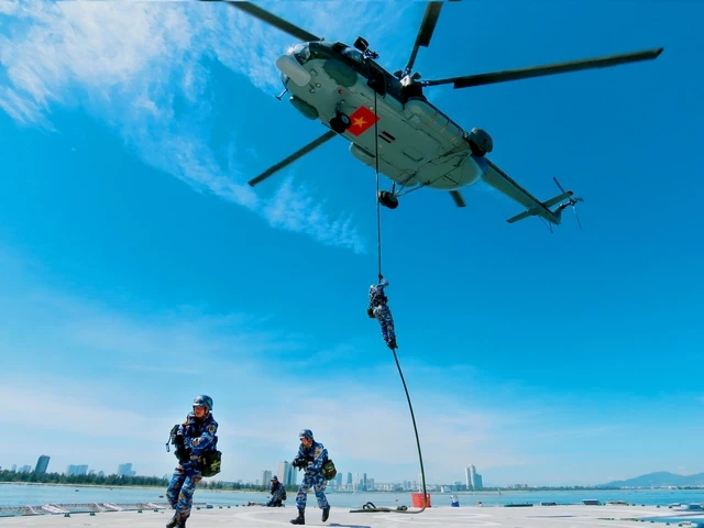 Lữ đoàn Đặc công Hải quân 126: Lực lượng đặc biệt tinh nhuệ Lữ đoàn Đặc công Hải quân 126: Lực lượng đặc biệt tinh nhuệ