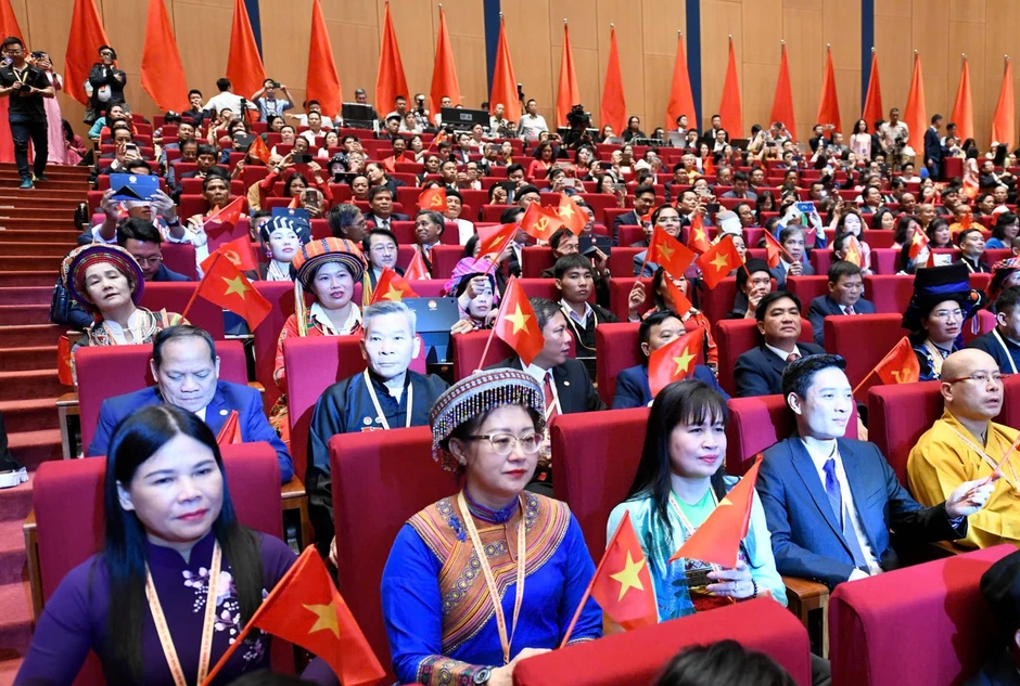 Mặt trận Tổ quốc phải thực sự trở thành 'tiếng lòng' của nhân dân Mặt trận Tổ quốc phải thực sự trở thành 'tiếng lòng' của nhân dân