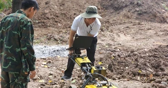 Mở rộng rãnh mộ thứ 2, tìm thấy thêm 8 hài cốt liệt sĩ ở Công viên Lê Thị Riêng