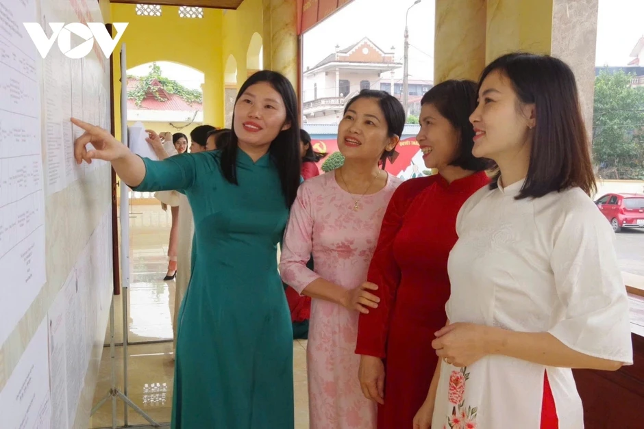 Mỗi cán bộ, chiến sĩ là một tuyên truyền viên tích cực cho cuộc bầu cử Mỗi cán bộ, chiến sĩ là một tuyên truyền viên tích cực cho cuộc bầu cử
