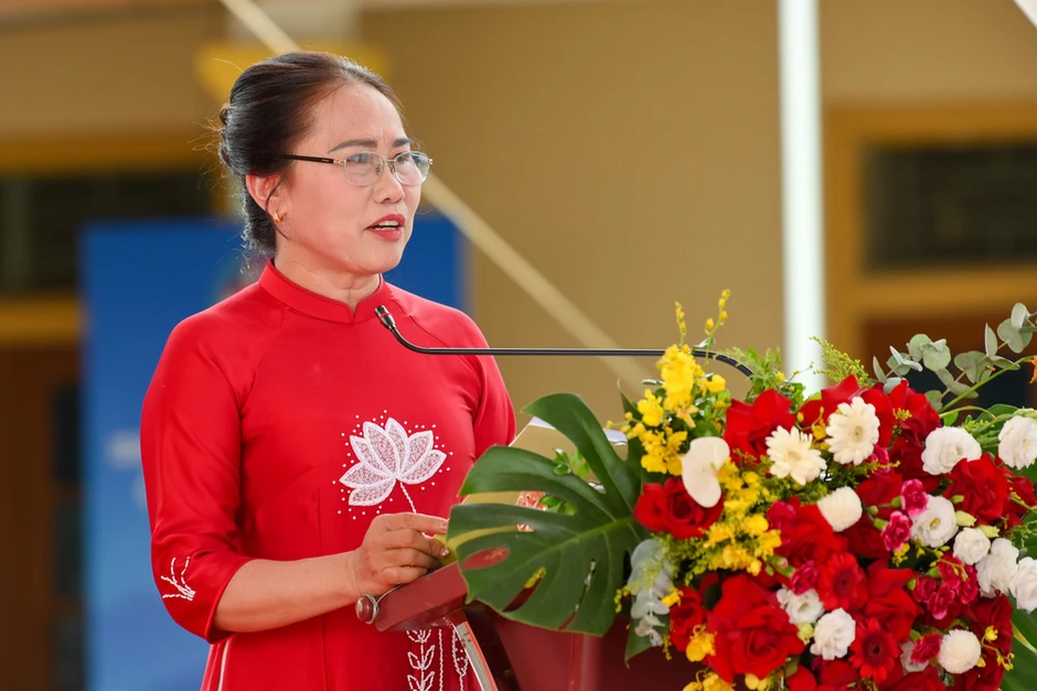 Món quà có giá trị và ý nghĩa nhân văn to lớn, thiết thực Món quà có giá trị và ý nghĩa nhân văn to lớn, thiết thực