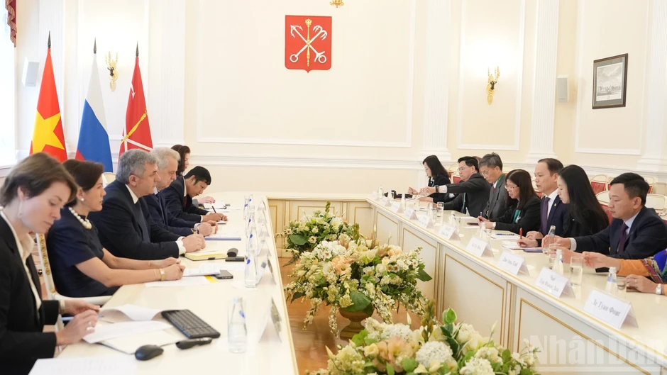 Mong muốn Saint Petersburg tiếp tục tăng cường hợp tác với các địa phương Việt Nam Mong muốn Saint Petersburg tiếp tục tăng cường hợp tác với các địa phương Việt Nam