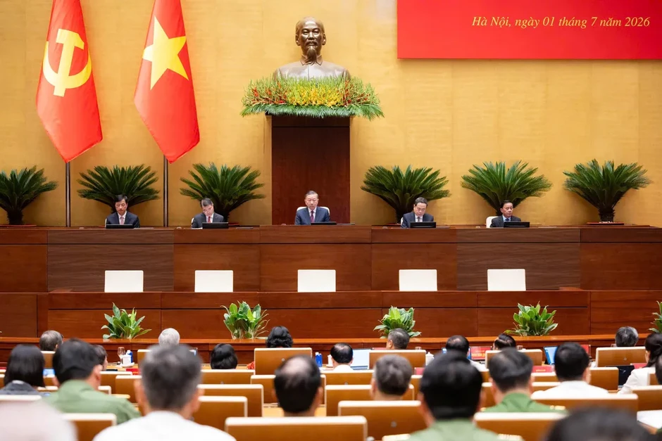 Một năm sắp xếp lại giang sơn: Tinh gọn, gần dân, hiệu quả Một năm sắp xếp lại giang sơn: Tinh gọn, gần dân, hiệu quả