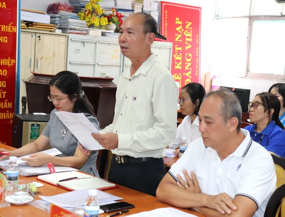 Nắm chắc tình hình đảng viên, tâm tư, tình cảm người lao động