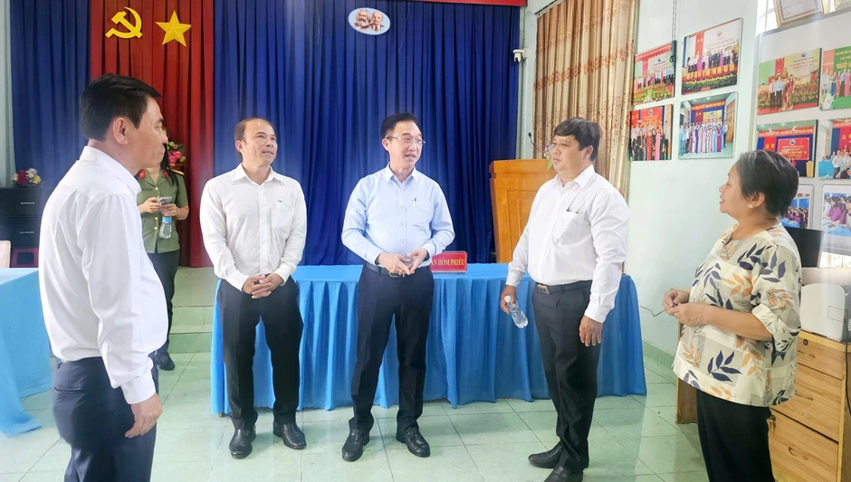 Nắm chắc tình hình làm việc của doanh nghiệp trong ngày diễn ra bầu cử Nắm chắc tình hình làm việc của doanh nghiệp trong ngày diễn ra bầu cử
