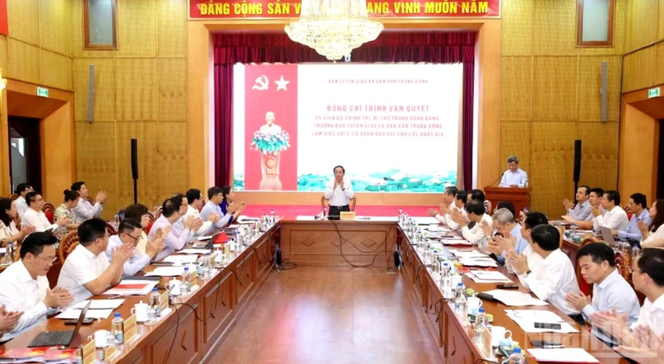 Năm cơ quan báo chí chủ lực quốc gia cần tiên phong dẫn dắt dòng thông tin chủ lưu Năm cơ quan báo chí chủ lực quốc gia cần tiên phong dẫn dắt dòng thông tin chủ lưu