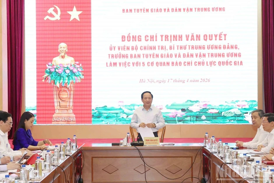 Năm cơ quan báo chí chủ lực quốc gia cần tiên phong dẫn dắt dòng thông tin chủ lưu Năm cơ quan báo chí chủ lực quốc gia cần tiên phong dẫn dắt dòng thông tin chủ lưu