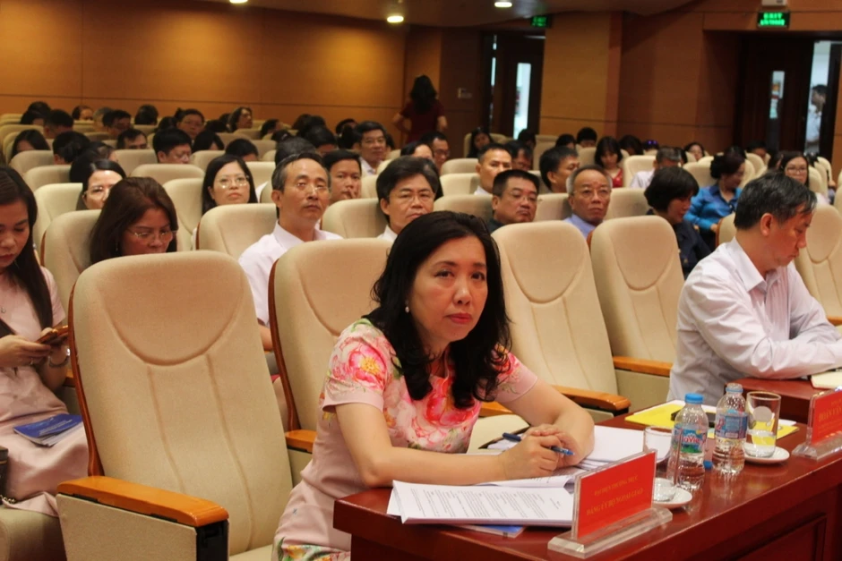 Nâng cao chất lượng công tác chính trị, tư tưởng Nâng cao chất lượng công tác chính trị, tư tưởng