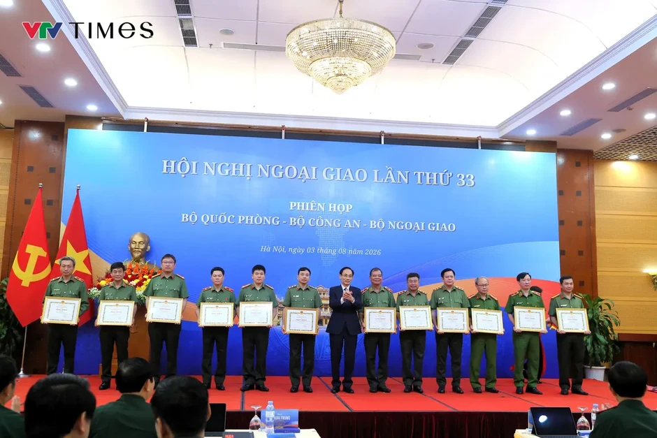 Nâng cao chất lượng, hiệu quả phối hợp giữa Bộ Quốc phòng - Bộ Công an - Bộ Ngoại giao Nâng cao chất lượng, hiệu quả phối hợp giữa Bộ Quốc phòng - Bộ Công an - Bộ Ngoại giao