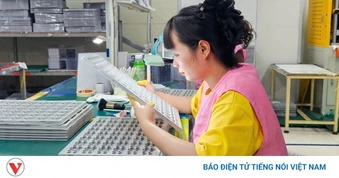 Nâng cao hàm lượng tri thức, công nghệ để kích hoạt mô hình tăng trưởng mới