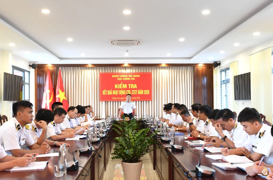 Nâng cao hiệu quả công tác Đảng, công tác chính trị ở Vùng 2 Hải quân Nâng cao hiệu quả công tác Đảng, công tác chính trị ở Vùng 2 Hải quân
