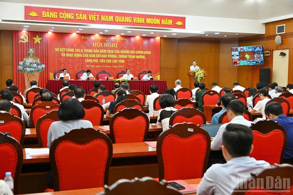 Nâng cao hiệu quả công tác nội chính, tạo thuận lợi cho phát triển kinh tế-xã hội