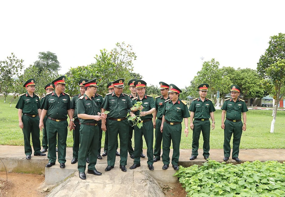 Nâng cao hiệu quả tăng gia sản xuất, chế biến trong Quân đội