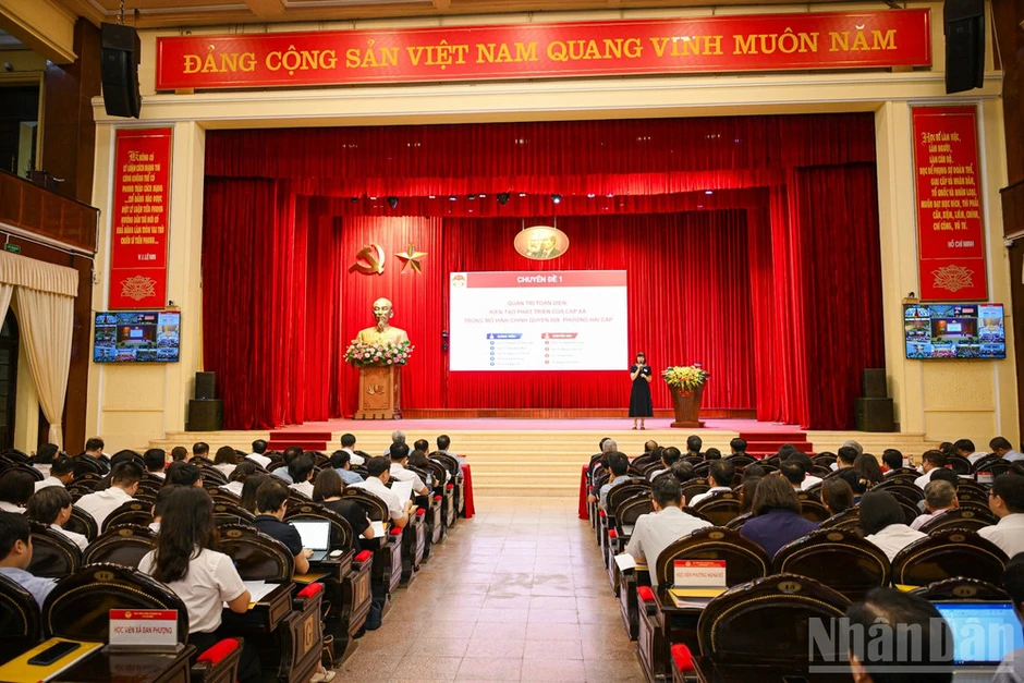Nâng cao năng lực, xử lý tình huống thực tiễn đối với đội ngũ cán bộ, công chức cấp cơ sở