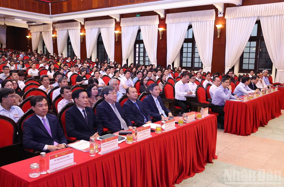 Nâng cao năng lực, xử lý tình huống thực tiễn đối với đội ngũ cán bộ, công chức cấp cơ sở