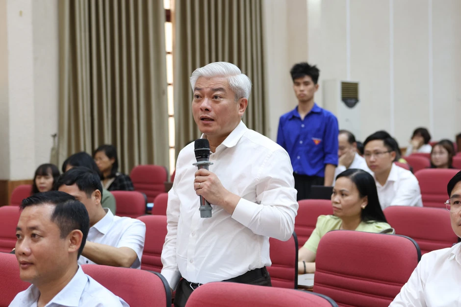 Nâng cao năng lực thực thi của bộ máy hành chính trong mô hình chính quyền địa phương hai cấp Nâng cao năng lực thực thi của bộ máy hành chính trong mô hình chính quyền địa phương hai cấp