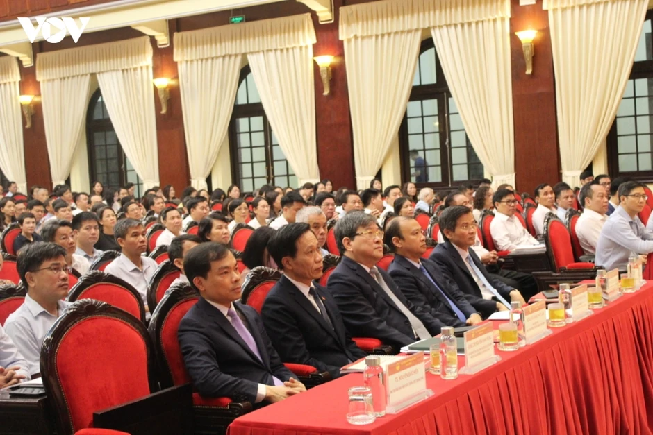 Nâng cao năng lực xử lý tính huống thực tiễn đối với độ ngũ cán bộ cơ sở Nâng cao năng lực xử lý tính huống thực tiễn đối với độ ngũ cán bộ cơ sở