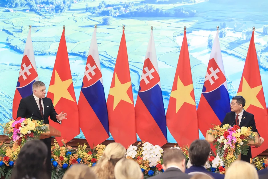 Nâng cấp quan hệ Việt Nam - Slovakia lên Đối tác chiến lược Nâng cấp quan hệ Việt Nam - Slovakia lên Đối tác chiến lược