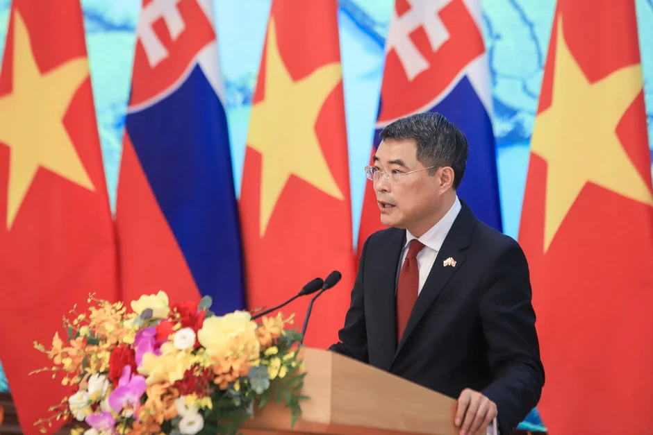 Nâng cấp quan hệ Việt Nam - Slovakia lên Đối tác chiến lược Nâng cấp quan hệ Việt Nam - Slovakia lên Đối tác chiến lược