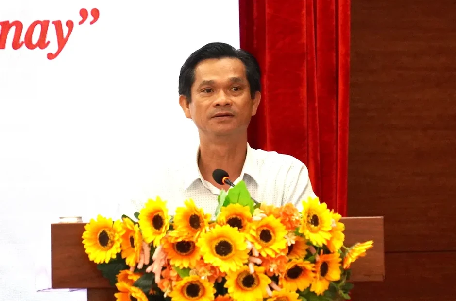 Nâng chất lượng tạo nguồn, tháo gỡ điểm nghẽn trong phát triển đảng viên Nâng chất lượng tạo nguồn, tháo gỡ điểm nghẽn trong phát triển đảng viên