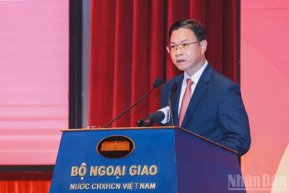 Nâng tầm công tác đối ngoại địa phương, huy động hiệu quả các nguồn lực quốc tế phục vụ phát triển Nâng tầm công tác đối ngoại địa phương, huy động hiệu quả các nguồn lực quốc tế phục vụ phát triển