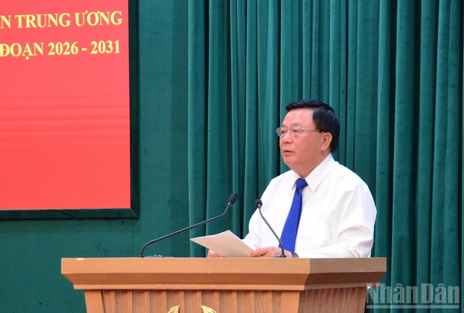 Nâng tầm nghiên cứu lý luận những vấn đề mới trong tư duy, nhận thức của Đảng về an ninh quốc gia Nâng tầm nghiên cứu lý luận những vấn đề mới trong tư duy, nhận thức của Đảng về an ninh quốc gia