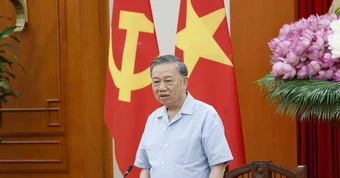 Nếu chỉ giao việc mà không giao đủ những điều kiện, cấp dưới rất khó làm