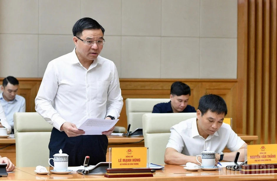 Ngành công thương gánh vác nhiệm vụ trọng tâm để góp phần tăng trưởng 2 con số Ngành công thương gánh vác nhiệm vụ trọng tâm để góp phần tăng trưởng 2 con số