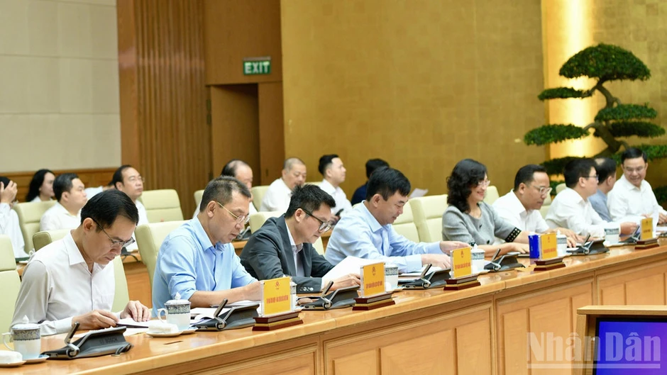 Ngành công thương gánh vác nhiệm vụ trọng tâm để góp phần tăng trưởng 2 con số Ngành công thương gánh vác nhiệm vụ trọng tâm để góp phần tăng trưởng 2 con số