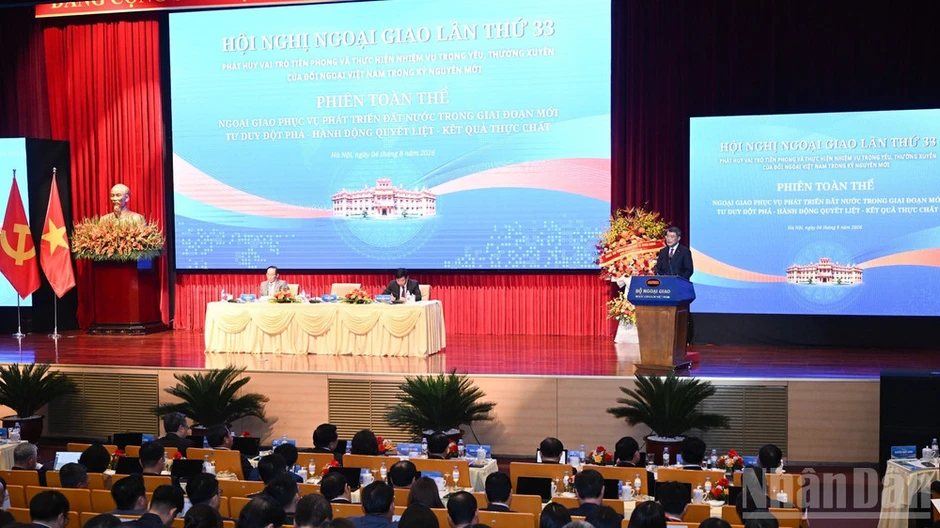 Ngành ngoại giao tiếp tục đổi mới mạnh mẽ tư duy, phương thức triển khai công tác đối ngoại theo hướng chủ động, thực chất hơn Ngành ngoại giao tiếp tục đổi mới mạnh mẽ tư duy, phương thức triển khai công tác đối ngoại theo hướng chủ động, thực chất hơn