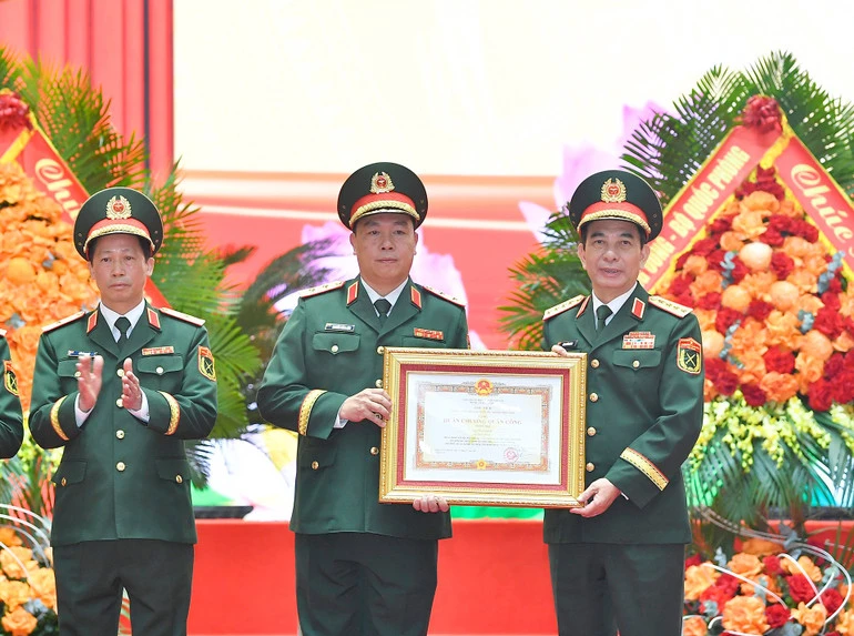 Ngành tài chính Quân đội cơ cấu lại ngân sách, đầu tư xây dựng các lực lượng tiến thẳng lên hiện đại Ngành tài chính Quân đội cơ cấu lại ngân sách, đầu tư xây dựng các lực lượng tiến thẳng lên hiện đại