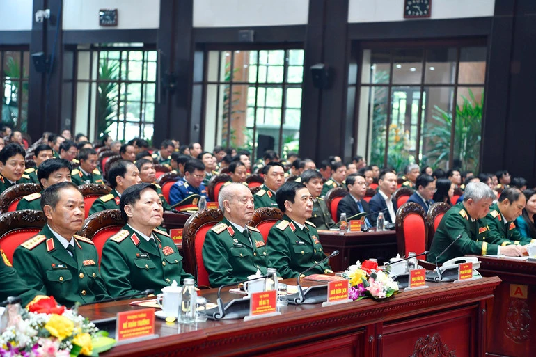 Ngành tài chính Quân đội cơ cấu lại ngân sách, đầu tư xây dựng các lực lượng tiến thẳng lên hiện đại Ngành tài chính Quân đội cơ cấu lại ngân sách, đầu tư xây dựng các lực lượng tiến thẳng lên hiện đại