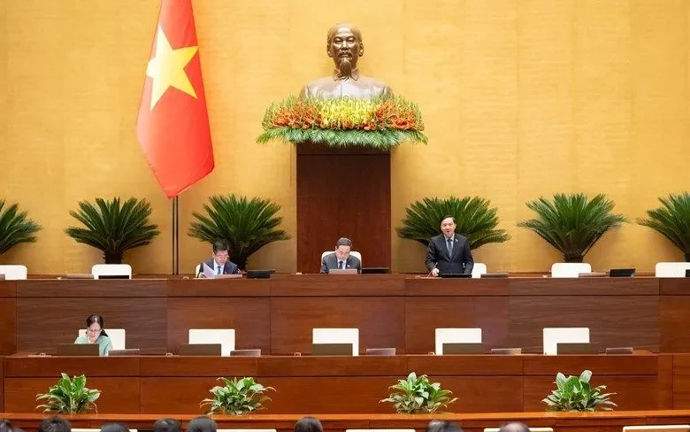 Ngày 10/4, Quốc hội thảo luận về giảm thuế xăng dầu và nhiên liệu bay Ngày 10/4, Quốc hội thảo luận về giảm thuế xăng dầu và nhiên liệu bay