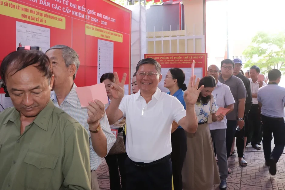 Ngày hội bầu cử lan tỏa từ đất liền đến biển đảo Ngày hội bầu cử lan tỏa từ đất liền đến biển đảo