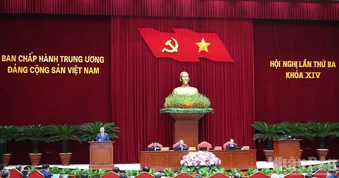 Ngày làm việc thứ hai Hội nghị lần thứ ba Ban Chấp hành Trung ương Đảng khóa XIV