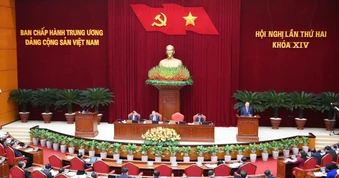 Ngày làm việc thứ nhất của Hội nghị lần thứ 2 Ban Chấp hành Trung ương Đảng khóa XIV
