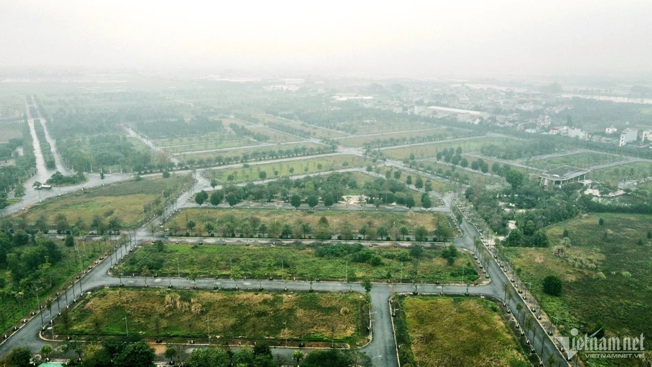 Nghiêm cấm lợi dụng quy định để trao thầu cho nhà đầu tư 'thân hữu, quen thuộc' Nghiêm cấm lợi dụng quy định để trao thầu cho nhà đầu tư 'thân hữu, quen thuộc'