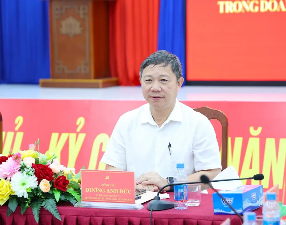 Ngoài chú trọng phát triển Đảng, cần thành lập tổ chức đoàn thanh niên, công đoàn tại các doanh nghiệp Ngoài chú trọng phát triển Đảng, cần thành lập tổ chức đoàn thanh niên, công đoàn tại các doanh nghiệp